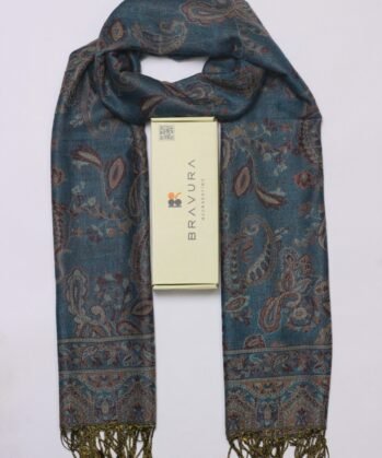 Soft elegant luxury paisley scarf jacquard