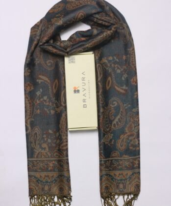Soft elegant luxury paisley scarf jacquard