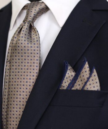 Dotted Jaquard Neck Tie With Hanky